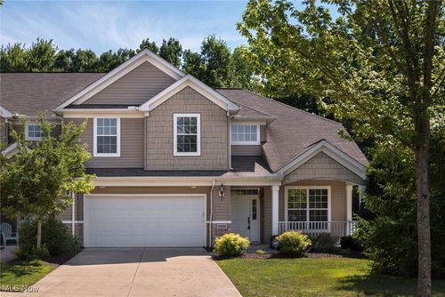 29301 Hummingbird Cir, Westlake, OH, 44145-5287 | Card Image