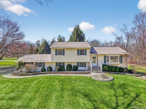 3 Sodano Rd, East Fishkill, NY, 12533-5914 | Card Image