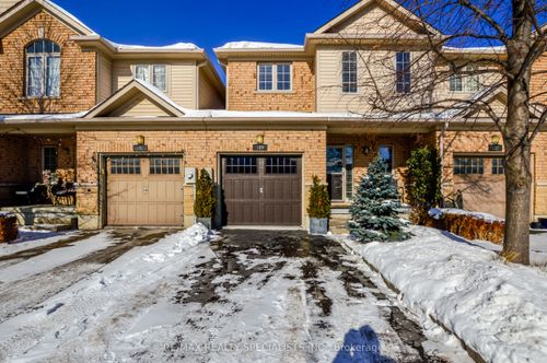 189 Fall Fair Way, Binbrook, ON, L0R1C0 | Card Image