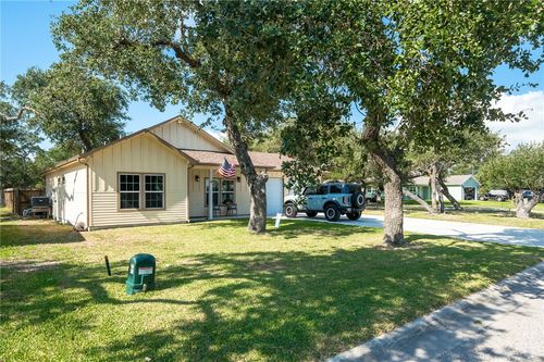 13 Westlake Dr, Rockport, TX, 78382-7834 | Card Image