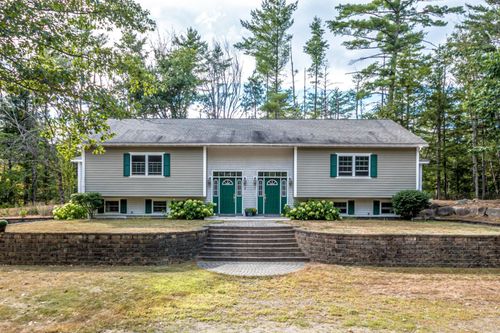 17 The Meadows Rd, Glen, NH, 03838 | Card Image