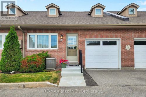4-234 Water Street, Scugog (Port Perry), ON, L9L1C4 | Card Image