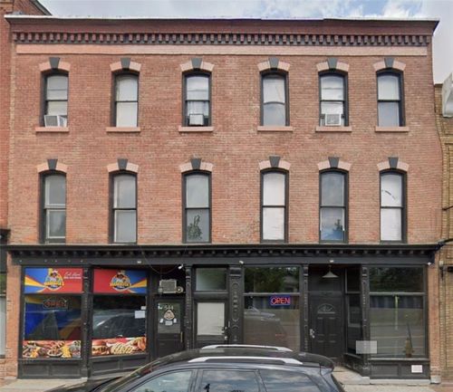 542 W Main St, Rochester, NY, 14608-1981 | Card Image