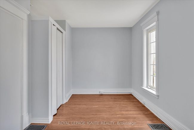 293 Dalhousie St, Home with 5 bedrooms, 3 bathrooms and 4 parking in Peterborough ON | Image 22