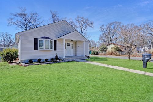42 Montgomery Ave, Mastic, NY, 11950-2606 | Card Image