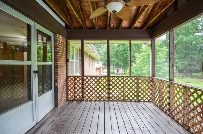 879 Old Tucker Rd, House other with 3 bedrooms, 2 bathrooms and 2 parking in Stone Mountain GA | Image 34