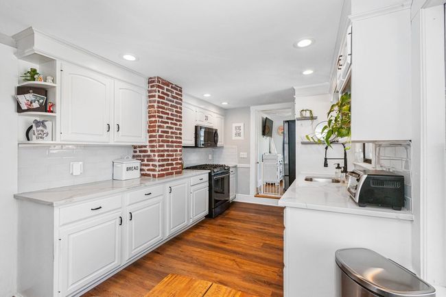 1079 Shirley St, House other with 4 bedrooms, 2 bathrooms and null parking in Winthrop MA | Image 11