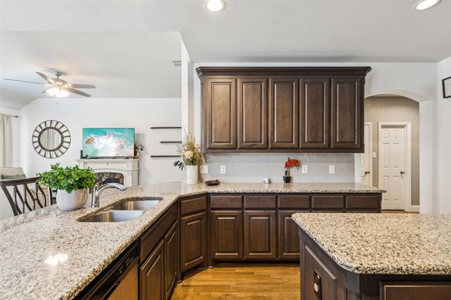 1344 Mountain View Ln, House other with 4 bedrooms, 4 bathrooms and null parking in Kennedale TX | Image 12
