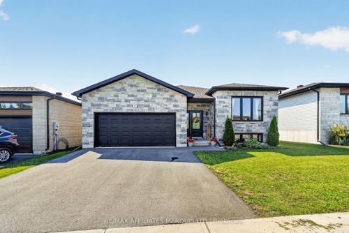 183 Emily Jade Cres, Cornwall, ON, K6K0B6 | Card Image