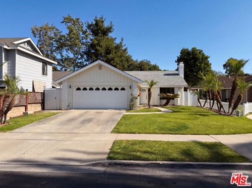 23732 San Dona, Laguna Hills, CA, 92653 | Card Image