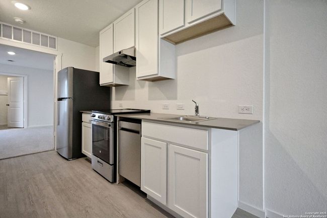 4974 Daisy Blossom, House other with 2 bedrooms, 2 bathrooms and null parking in Converse TX | Image 8