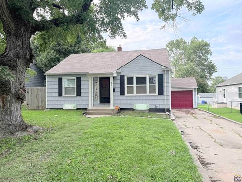 406 W Ash St, Junction City, KS, 66441-3852 | Card Image