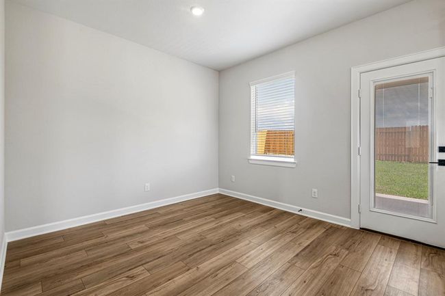 15683 Honey Cove Dr, House other with 4 bedrooms, 2 bathrooms and 2 parking in Conroe TX | Image 9