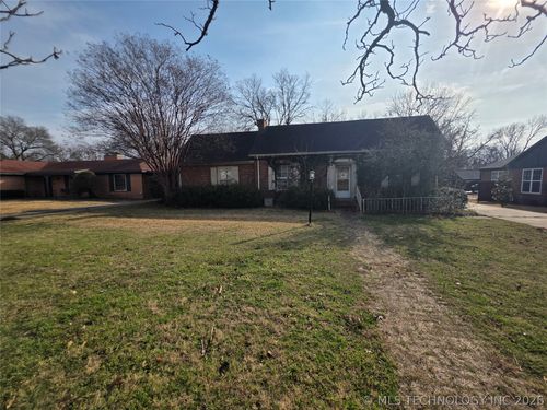 1819 W Evergreen St, Durant, OK, 74701-4613 | Card Image
