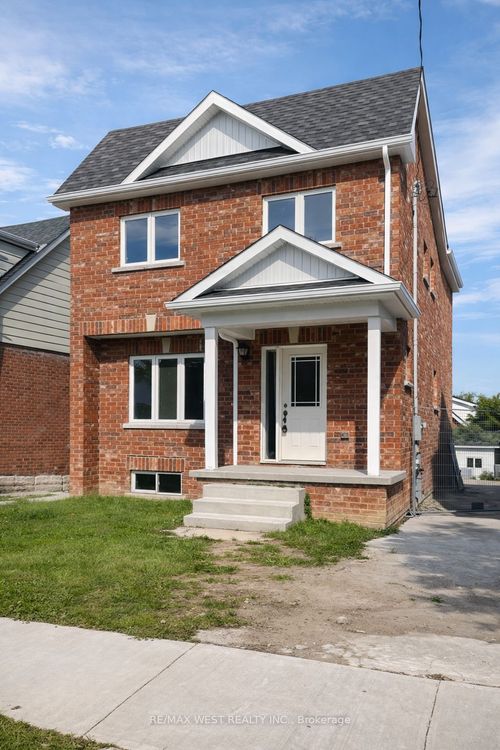 217 Huron St, Oshawa, ON, L1H5E5 | Card Image