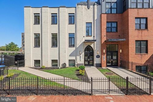 9-1211 G St Se, WASHINGTON, DC, 20003-3953 | Card Image