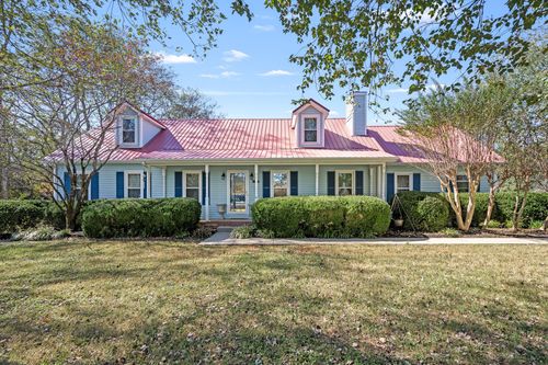 1427 Trotters Ln, Rockvale, TN, 37153-4040 | Card Image