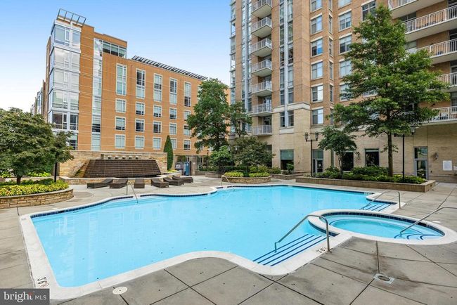 UNIT-907 - 11990 Market St, Condo with 3 bedrooms, 2 bathrooms and null parking in RESTON VA | Image 55