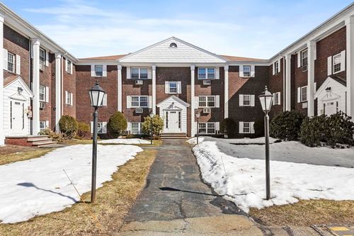 apt-j2-130 Parker St, Acton, MA, 01720-5221 | Card Image