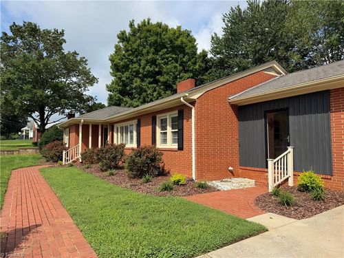 4716 S Nc Highway 150, Lexington, NC, 27295-5203 | Card Image