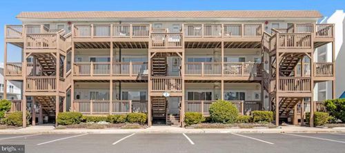 303a-8 121st St, OCEAN CITY, MD, 21842-4092 | Card Image