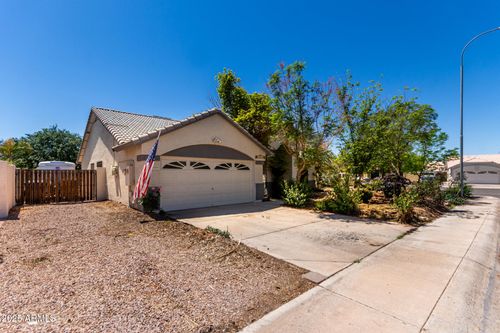 1915 E Golden Ct, Chandler, AZ, 85225-1654 | Card Image