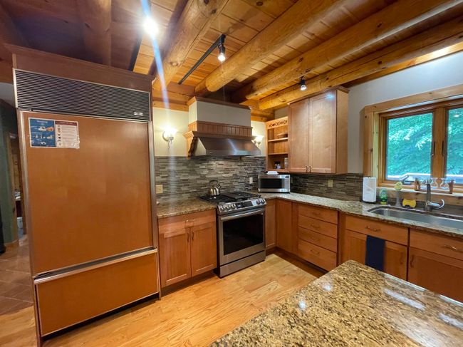 303 Westview Est, House other with 5 bedrooms, 3 bathrooms and null parking in Manchestr Ctr VT | Image 19