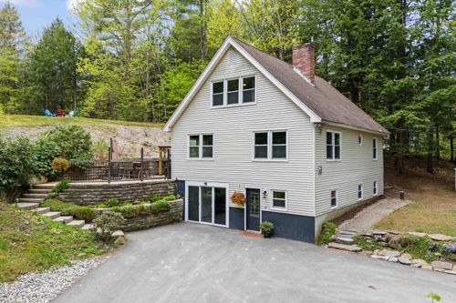 127 Branch Rd, Weare, NH, 03281-4403 | Card Image