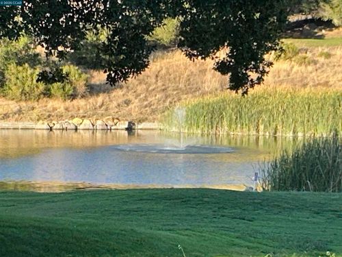 1921 Eagle Peak Ave, Clayton, CA, 94517-1803 | Card Image