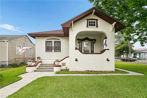 1005 Madison St, Gretna, LA, 70053-3123 | Card Image