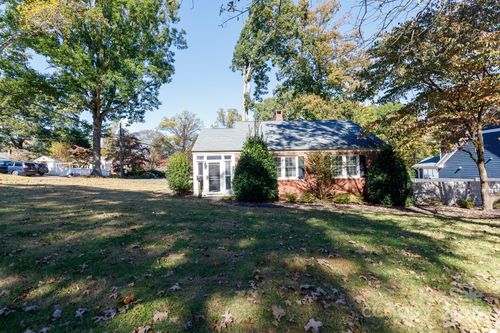 103 E Gregg St, Fort Mill, SC, 29715-1803 | Card Image