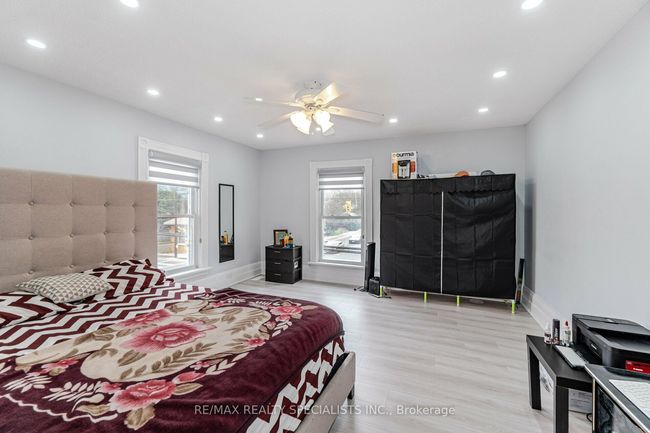 521 Guelph St, Home with 5 bedrooms, 5 bathrooms and 13 parking in Norval ON | Image 14