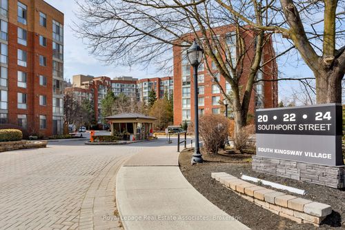 349-24 Southport St, Toronto, ON, M6S4Z1 | Card Image