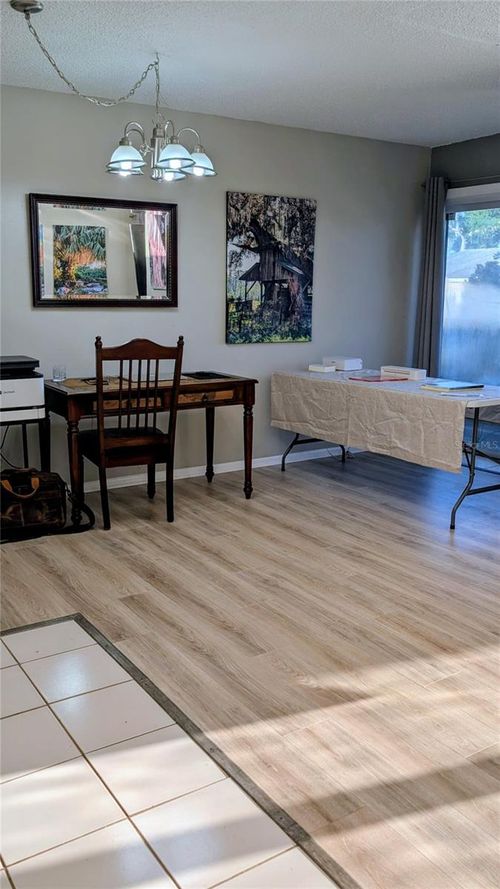 apt-5e-1051 S Highland St, Mount Dora, FL, 32757-6323 | Card Image