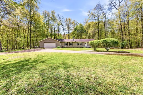26671 M 60, Cassopolis, MI, 49031-8638 | Card Image
