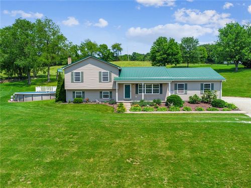 142 Poorbaugh Rd, Connellsville, PA, 15425-6056 | Card Image