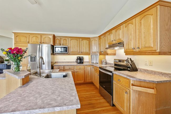 371 Memphremagog Vw, House other with 4 bedrooms, 3 bathrooms and null parking in Newport VT | Image 17