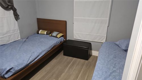 2530 Nw 17th St, Fort Lauderdale, FL, 33311-4510 | Card Image