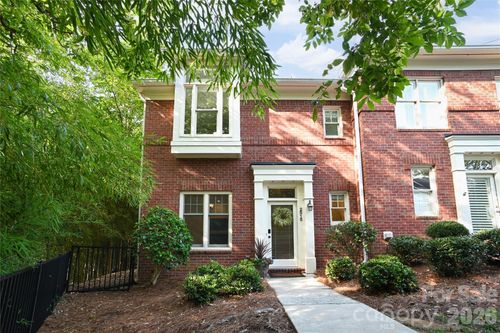 2515 Dilworth Heights Ln, Charlotte, NC, 28209-1400 | Card Image