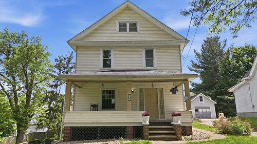 707 Eastern Ave, Ashland, OH, 44805-3328 | Card Image