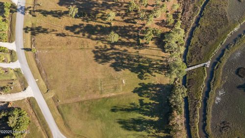 212 Settlement Ln, Newport, NC, 28570-6202 | Card Image