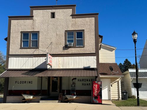 502 S Main St, Cedar Grove, WI, 53013-1602 | Card Image