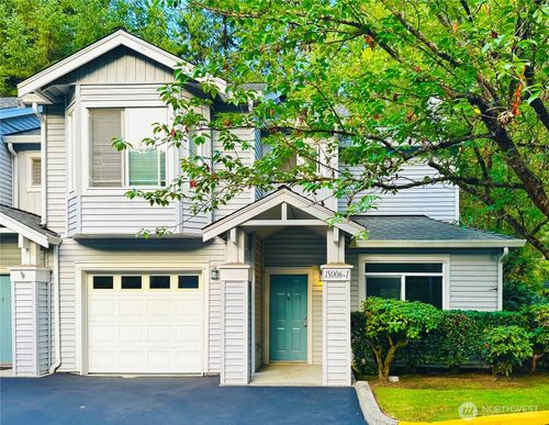18006 Ne 93rd Ct, Redmond, WA, 98052-0810 | Card Image