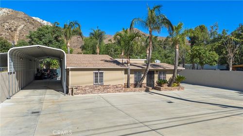 16835 Sierra Hwy, Canyon Country, CA, 91351-1344 | Card Image