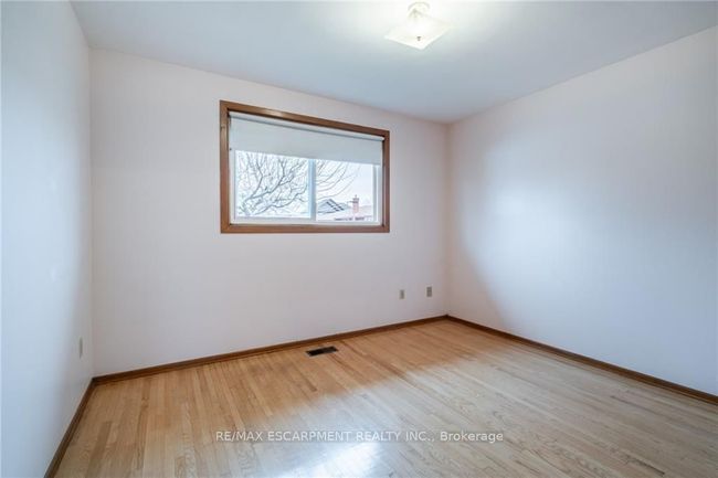 19 Carpenter Ave, House other with 4 bedrooms, 2 bathrooms and 3 parking in Stoney Creek ON | Image 18