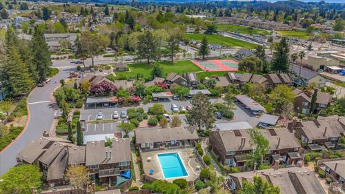 8140 Sunflower Dr, Cotati, CA, 94931-4068 | Card Image