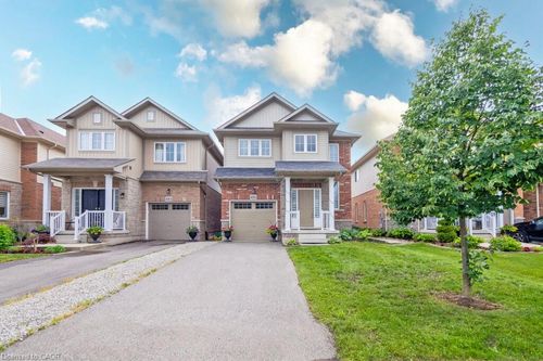 4466 Saw Mill Dr, Niagara Falls, ON, L2G0G2 | Card Image