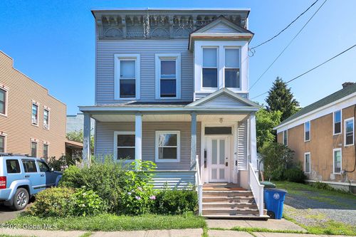 47 Younglove Ave, Cohoes, NY, 12047-2734 | Card Image