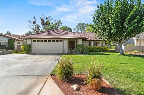 15163 Blue Grass Dr, Helendale, CA, 92342-7729 | Card Image