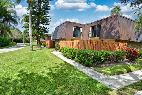 217-5806 Se Windsong Ln, Stuart, FL, 34997-8209 | Card Image